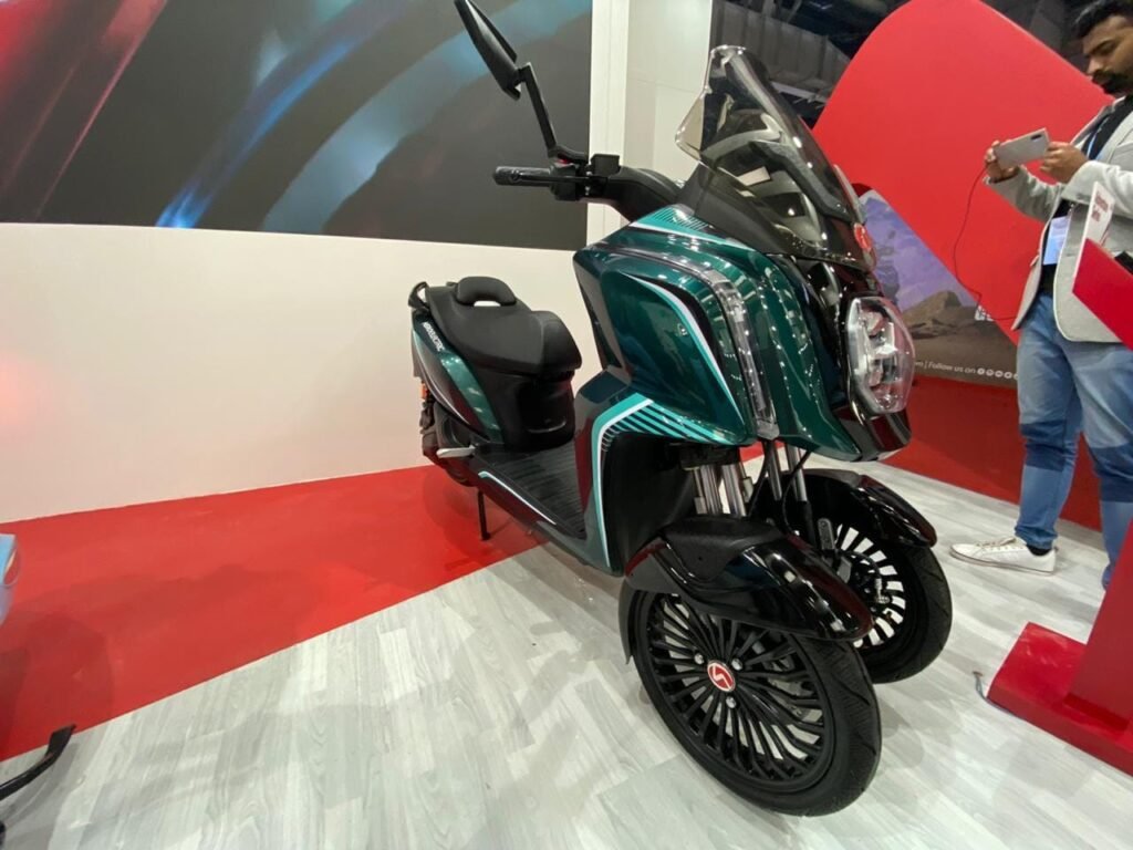 Hero Electric AE-3 Scooter 2024 Features & Specification
